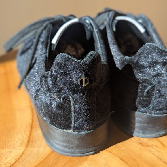 Rag & Bone Black crushed velvet sneaker size 39 - Picture 5 of 5